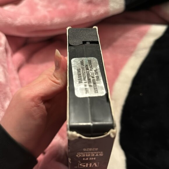 Vintage DragonHeart VHS - Picture 4 of 4